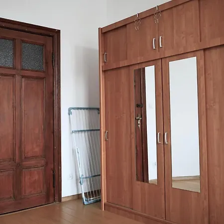 Apartmán Six - 3 Bedroom Near Monte Cassino By Oneapartments